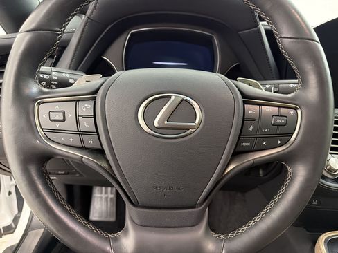 Used 2021 Lexus LS 500 RWD image 12
