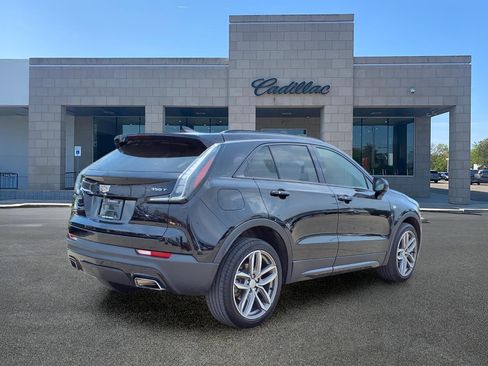 Used 2020 Cadillac XT4 Sport w/ Cold Weather Package AWD/4WD image 5