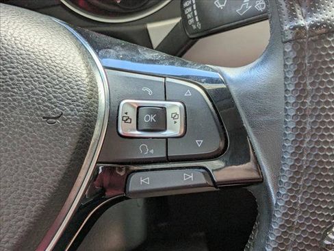 Used 2018 Volkswagen Atlas SE FWD image 5