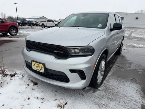 Used 2025 Dodge Durango GT image 3
