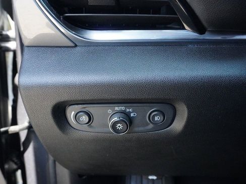 Used 2020 Chevrolet Traverse LT AWD/4WD image 40