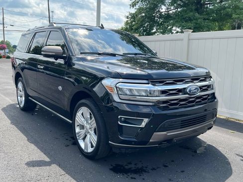 Used 2024 Ford Expedition King Ranch AWD/4WD image 2