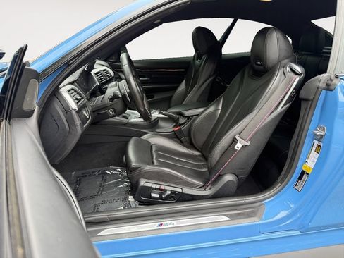 Used 2020 BMW M4 Convertible RWD image 6