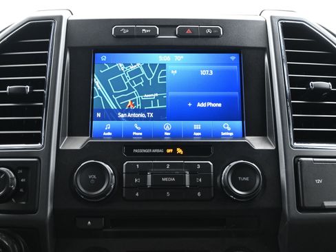 Used 2018 Ford F150 XLT w/ Equipment Group 302A Luxury image 29