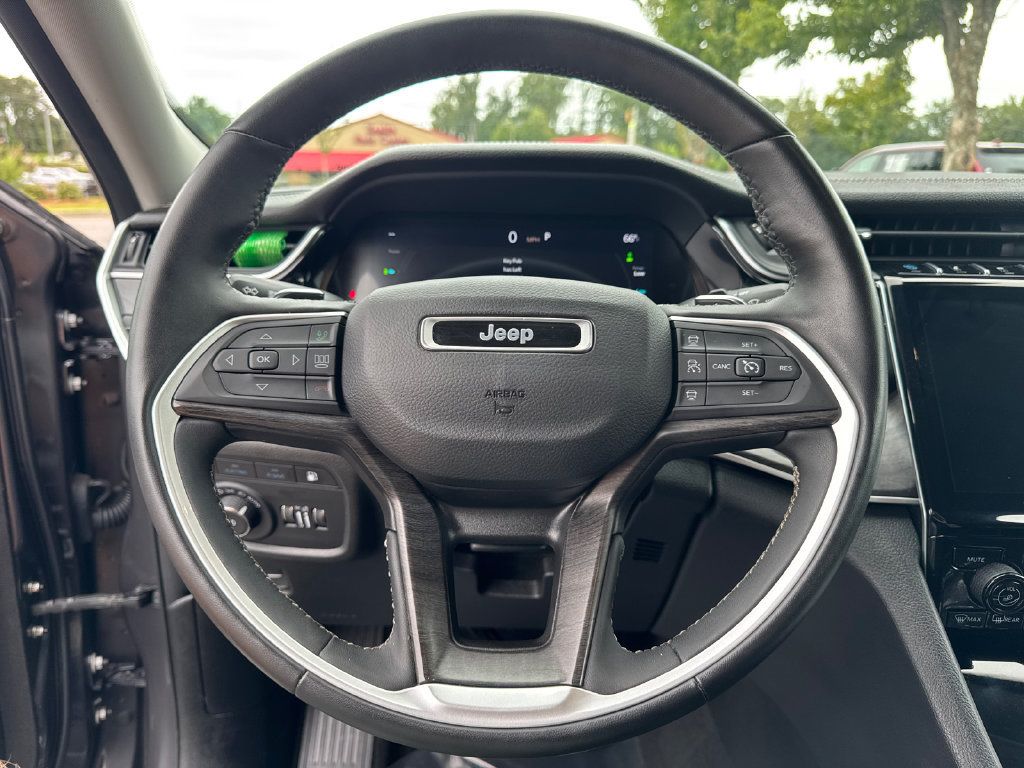 Used 2024 Jeep Grand Cherokee Limited 4xe AWD/4WD image 26