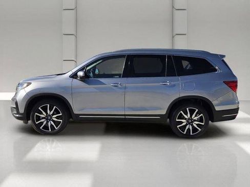 Used 2019 Honda Pilot Touring image 2