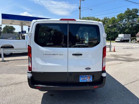 Used 2025 Ford Transit 250 Low Roof w/ Exterior Upgrade Package RWD image 4