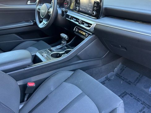 Used 2023 Kia K5 LXS image 17
