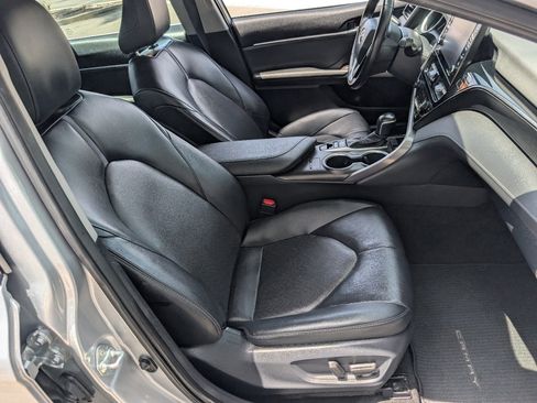 Used 2023 Toyota Camry XLE w/ Protection Package (Q2) (TMS) FWD image 8