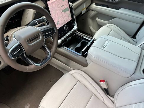 New 2026 GMC Yukon Denali AWD/4WD image 10