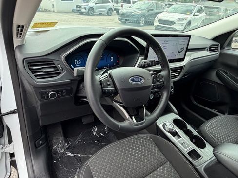 Used 2023 Ford Escape Active w/ Tech Pack #2 AWD/4WD image 29