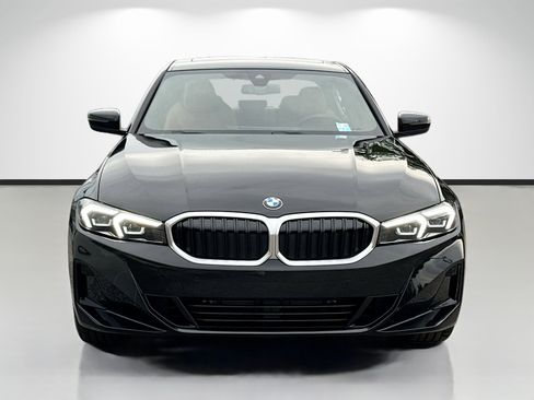 New 2026 BMW 330i Sedan w/ Premium Package RWD image 8