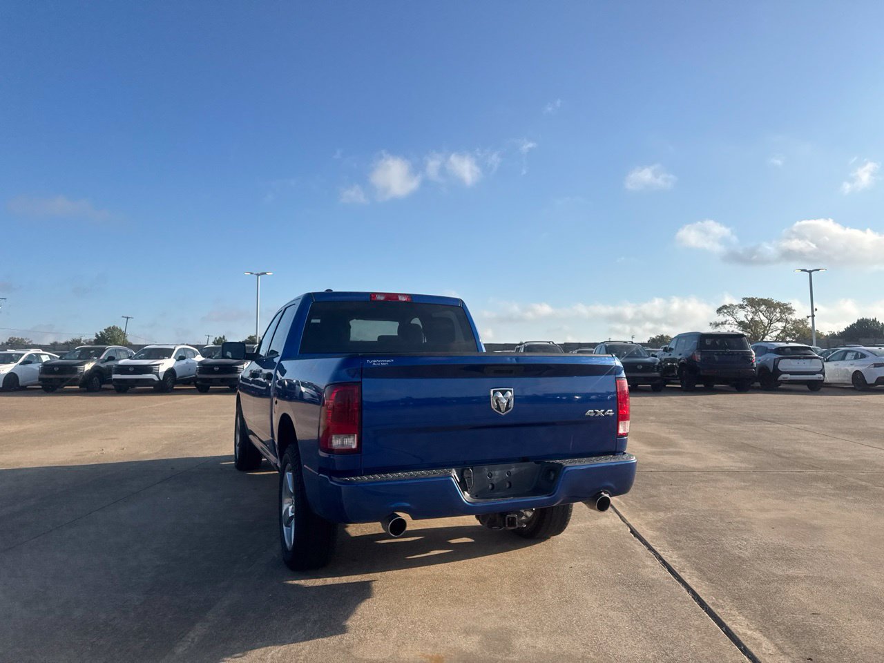 Used 2019 RAM 1500 Express w/ Express Value Package AWD/4WD image 25
