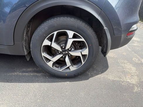 Used 2020 Kia Sportage LX AWD/4WD image 13