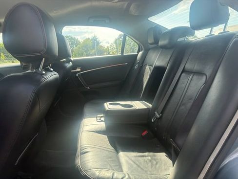 Used 2012 Lincoln MKZ FWD image 12