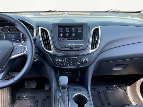 Used 2024 Chevrolet Equinox LT image 9
