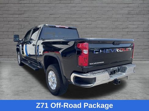 Used 2022 Chevrolet Silverado 3500 LT w/ Convenience Package AWD/4WD image 6
