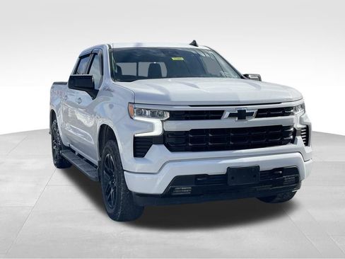 Used 2022 Chevrolet Silverado 1500 RST w/ Convenience Package II image 3