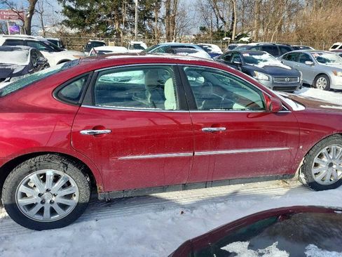 Used 2009 Buick LaCrosse CX image 3