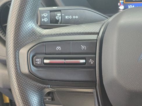 Used 2023 Chevrolet Colorado Trail Boss w/ Technology Package image 16