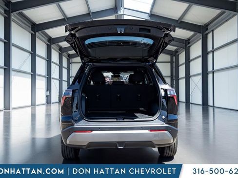 New 2026 Chevrolet Equinox LT w/ Safety and Technology Package AWD/4WD image 25