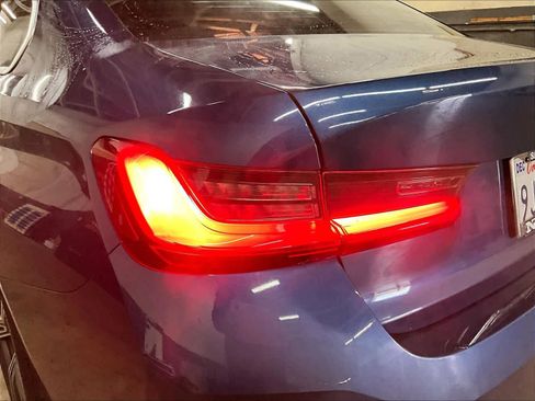 Used 2024 BMW 330i Sedan w/ Convenience Package RWD image 30