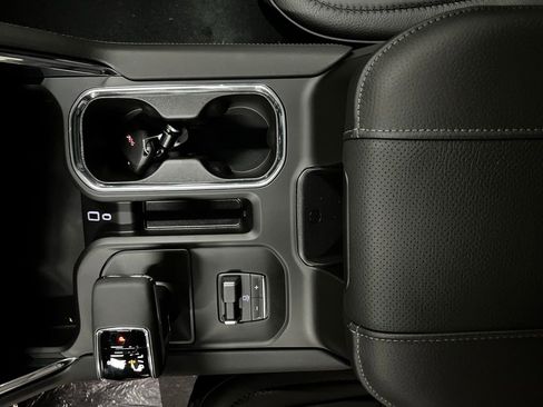 New 2026 GMC Sierra 1500 Denali AWD/4WD image 27