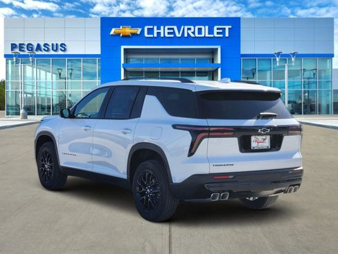 New 2026 Chevrolet Traverse LT image 5
