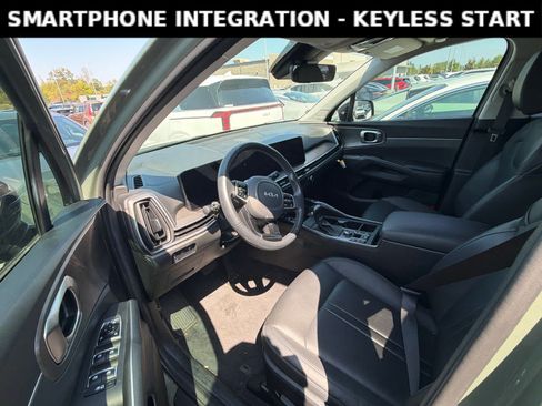 Used 2025 Kia Sorento X-Line EX AWD/4WD image 7
