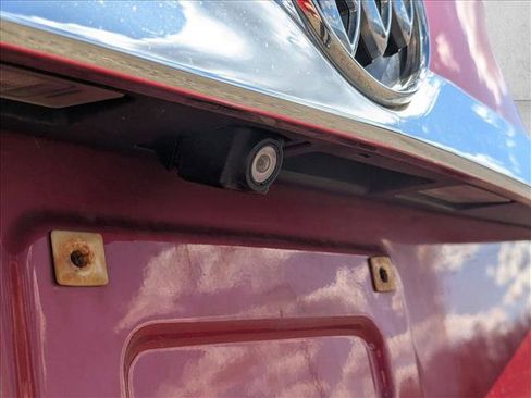 Used 2014 Buick LaCrosse Leather w/ Driver Confidence Package image 11