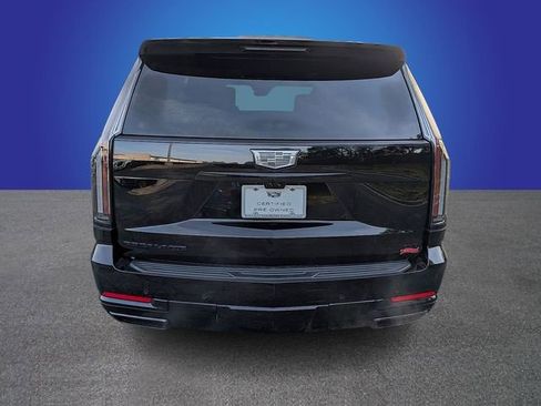 Certified 2025 Cadillac Escalade Sport w/ LPO, ONYX Package AWD/4WD image 4