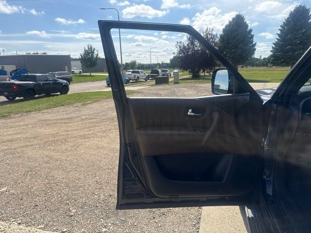 Used 2024 Nissan Armada Platinum w/ Captain's Chairs Package AWD/4WD image 24