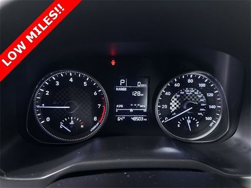 Used 2019 Hyundai Elantra SE image 12