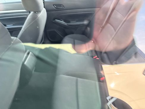 Used 2023 Nissan Altima 2.5 SV image 18