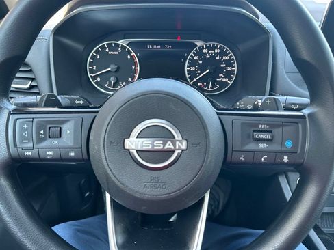 Used 2023 Nissan Rogue SV AWD/4WD image 15