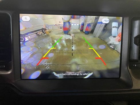 New 2025 Ford Bronco Badlands image 14