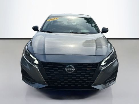 Certified 2024 Nissan Altima 2.5 SR FWD image 2