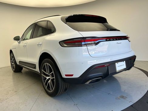 Used 2026 Porsche Macan image 3