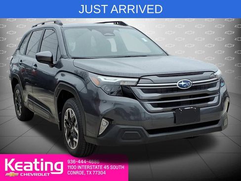 Used 2025 Subaru Forester Premium w/ Convenience Package #1 image 1