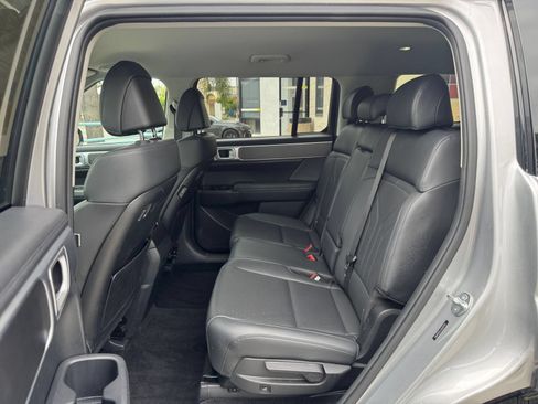 Used 2025 Hyundai Santa Fe SEL AWD/4WD image 28