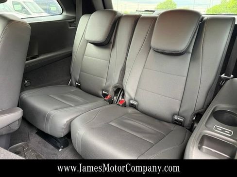 Used 2025 Mercedes-Benz GLS 450 4MATIC image 22