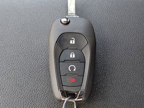 New 2026 Chevrolet Trax RS w/ Driver Confidence Package image 30