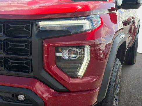 Used 2023 GMC Canyon Elevation w/ Convenience Package AWD/4WD image 9