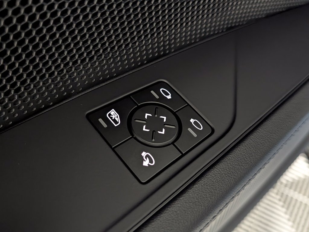 New 2026 Porsche Cayenne Electric AWD/4WD image 29
