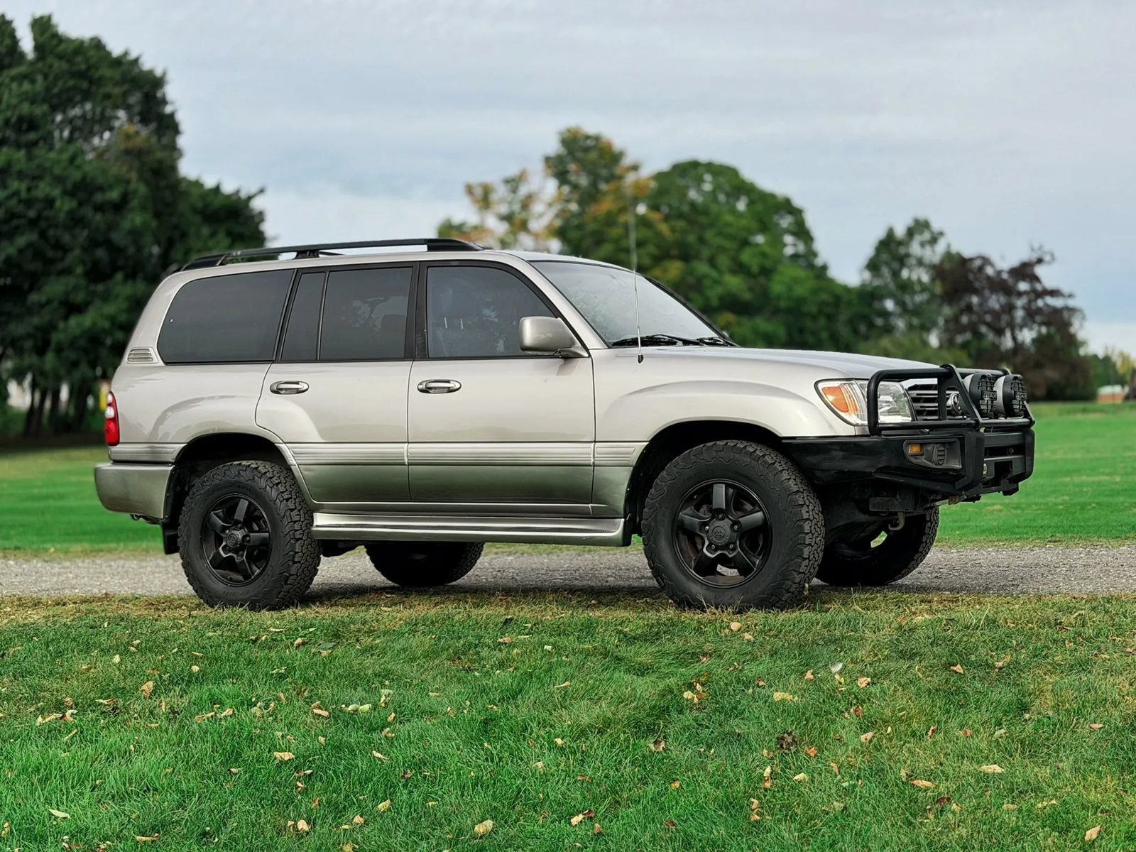 Used 2005 Toyota Land Cruiser AWD/4WD image 5