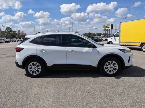 New 2026 Ford Escape Active FWD image 3