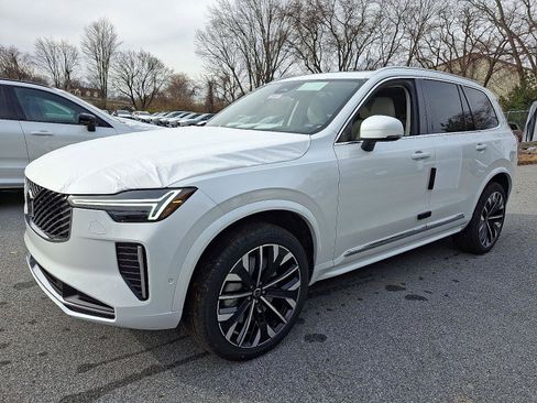 New 2026 Volvo XC90 B6 Ultra w/ Protection Package AWD/4WD image 2