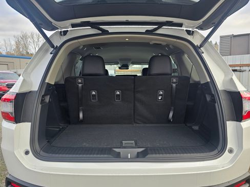 New 2025 Honda Pilot EX-L image 17