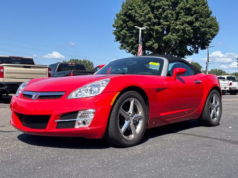 Used 2007 Saturn Sky w/ Premium Trim Pkg RWD image 3