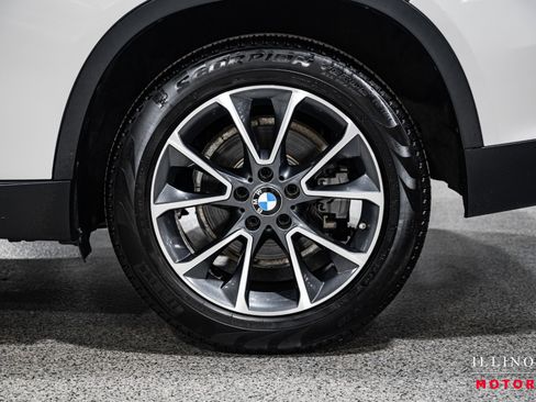 Used 2015 BMW X5 xDrive35d image 12